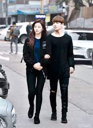 Thanks to a malaysian university, they included jungkook and tzuyu in a creative way to promote social distancing among their students. Tzukook Couple Kpop Bts Twice 3tzuyu Jungkook Kpop Couples Jungkook Jungkook No Makeup