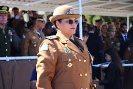 Primeira mulher assume o Comando-Geral da Polícia Militar do Paraná em 163  anos de história; Governadora Cida Borghetti preside a solenidade | POLÍCIA  MILITAR DO PARANÁ