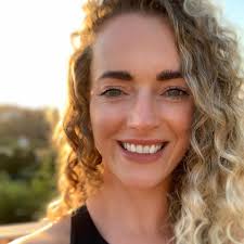 Anna Louise Hardy Yoga (@annalouisehardyyoga) • Facebook