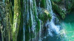 Dar ziua următoare urmau să mai vină 4 persoane, iar sâmbătă și mai mulți. Cascada Bigar Youtube