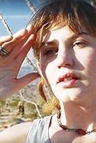 Amanda Batz's Instagram, Twitter & Facebook