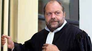 On peut être contre l'interdiction d'une certaine chasse et défenseur du climat et de la nature, comme je. Les Ayatollahs De L Ecologie Quand Dupond Moretti Preface Le Livre Du Patron Des