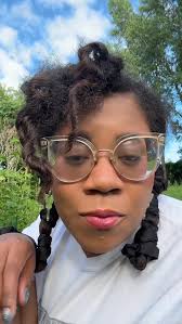 I think I have a new favorite fruit??? Maybe?? While getting ready for my  plant walk for colorintheoutdoors Chris and Sam introduced me to Haskaps!!  I love them!!!