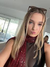 Alyssa (@alyssa__skye) • Instagram photos and videos