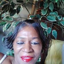 Queen Steffy Forrester B&B