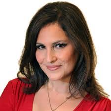 Lucia Spencer's Instagram, Twitter & Facebook