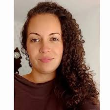 Passar roupas não é tarefa de faxineira!