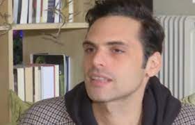 Maybe you would like to learn more about one of these? O Giwrgos Papagewrgioy Gia Th Danah Mixalakh Th Gnwrisa Serbitora Kai 3afnika Hr8an Oi Agries Melisses Zappit