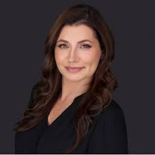 Jennifer Bet-David (@jenbetdavid)