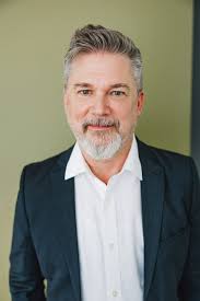 Announcing Monthly Headshot Days @ Studio Evermore