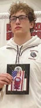 RHS hosts wrestling invitational and four Bulldogs take honors