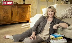 Her interview programme fern britton meets has had guests including tony blair, archbishop desmond tutu the house is usually full of good food, wine, family, friends and gardening books. Fern Britton Reveals The Real Reason She Left This Morning Full Story Hello