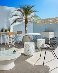 Freedom coffee, christchurch, new zealand. Outdoor Furniture Trends For Summer Stuff Co Nz