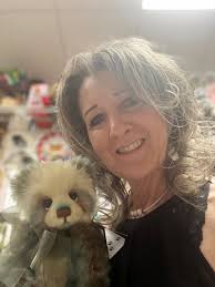 Cozy up with this sweet Charlie Bear named Bea and your favorite book for  the perfect snuggle session! 📚🐻 #SnuggleUp #ReadingTime If you would like  to adopt this sweetheart Pawlease follow the