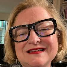 Carolyn Ernst (carolynernstnyc)