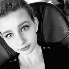 Sydney Drake (sydneyy_drake)