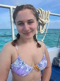 Corey Regan's Instagram, Twitter & Facebook