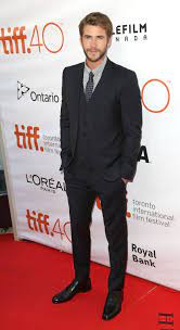 The Best Dressed Men Of The Week Show Us Every Single Way To Wear A Suit Best Dressed Man Nice Dresses How To Wear