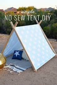 Simple No Sew Diy Kid S Tent Momma Society Www Mommasociety Com Wood Workings Diy Kids Tent Diy Tent Diy Kids Teepee