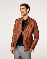 Https Www Zara Com Id En Leather Biker Jacket P01966365 Html V1 4860543 V2 792544 Moda Masculina Moda Masculino