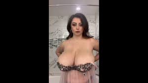 @thesexiestwoma1s video Tweet