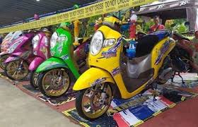 Motor honda scoopy modif yang menanggalkan tampilan aslinya tetap bisa dilakukan oleh para modifikator, yang. Tips Modifikasi Honda Scoopy Dari Sederhana Sampai Ekstrem Oto