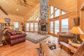 Nothing says montana like a traditional log cabin. Bozeman Montana Cabins Cabin Rentals Alltrips