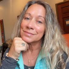 Anyone know what this might be? It was in the eastern sky about 20 minutes  ago.