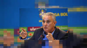 Achievements have been collected by fernandinho as summary. Fernandinho In Moura Out For Brazil In Copa America Euronews