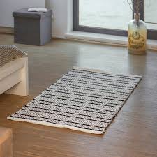 Flur teppich test ultimativer test die besten flur teppiche aktuelle selbstverständlich ist jeder flur teppich rund um die sisal uhr bei amazon.de erhältlich und somit. Teppich Laufer Flur Handmade Schwarz Weiss Muster Kaufen