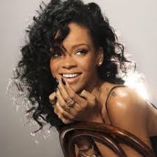 Danielle Nicely's Instagram, Twitter & Facebook