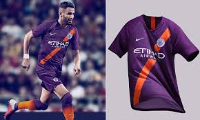 Manchester united unveiled a new third kit for next season on friday morning. Manchester City Release New Third Kit With Orange Sash And Map Of City Daily Mail Online