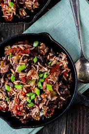 Black Beans And Rice With Sausage This Easy Black Beans And Rice With Smoked Sausage Is A Dinner You Can Whip Up Quick Smoked Sausage Recipes Black Beans And Rice Easy Sausage Recipes