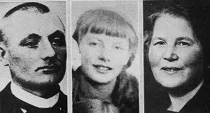 Karl (father), Greta and Anna (mother) 📸💐