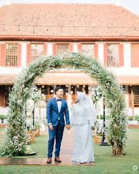 Inspirasi unik dan cantik untuk resepsi pernikahan yang tidak terlupakan. Mempelai Wajib Tahu Tren Dekorasi Pernikahan 2021 Idewedding