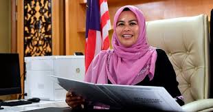 Perguruan tinggi merupakan kelanjutan pendidikan menengah yang diselenggarakan untuk mempersiapkan peserta didik untuk menjadi anggota 1 ayat 1) tujuan pendidikan tinggi adalah : Bantuan 4 000 Peranti Kepada Pelajar B40 Menteri Pengajian Tinggi