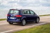 Volkswagen-Touran-(2015)