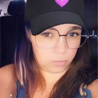 2 "Andressa Pylro" profiles