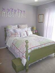 The lrv stands for light reflectance value and measures the percentage of light that a color reflects. Green Bed Traditional Girl S Room Sherwin Williams Veiled Violet