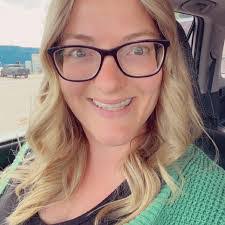 Allie Prather's Instagram, Twitter & Facebook