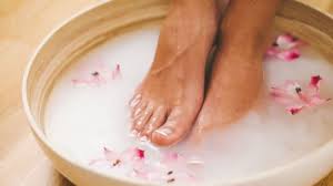 Use the rubber band method. 5 Effective Home Remedies For Cracked Heels Ndtv Food