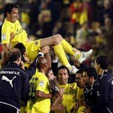 Borja valero (born 12 january 1985) is a spanish footballer who plays as a centre midfield for italian club fiorentina. El Villarreal Arranca La Pretemporada Con Borja Valero Como Unico Fichaje Marca Com