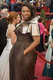 She began dating wwe wrestler david otunga in 2008 and they had a son named. Jennifer Hudson Short Hair Shaved Hair Celebrity Hair Glamour