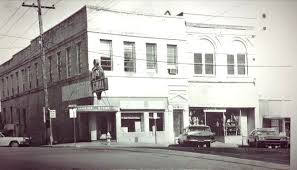 Corner Of Front And Main 1940 S Abandoned Places Historical Pictures Street View