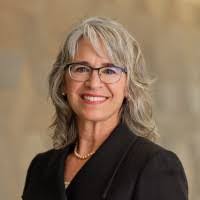 Kim Lowden's Instagram, Twitter & Facebook