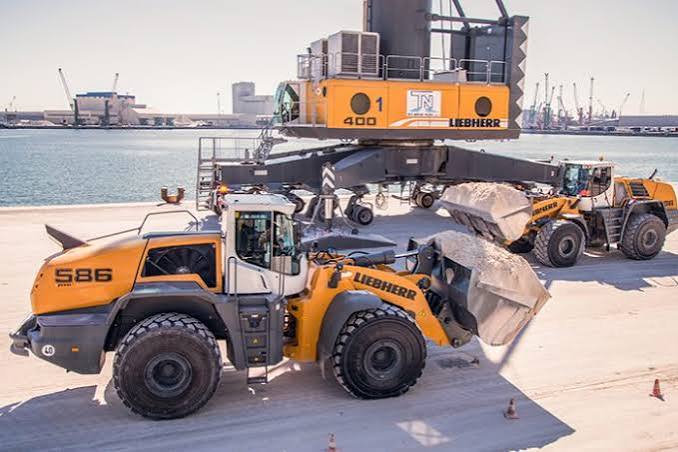 Liebherr L586 XPOWER Wheel Loader