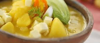 El locro de papa es un plato típico de la cocina ecuatoriana, en esta ocasión lo preparamos con altramuces (chochos). Locro De Papa Ecuatoriana Receta Y Preparacion