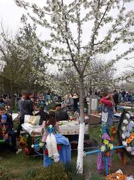 Paștele blajinilor este sărbătorit azi, 6 mai 2019, iar sărbătoarea are profunde semnificații. PaÈ™tele Blajinilor In Basarabia O TradiÈ›ie PÄƒstratÄƒ Cu SfinÈ›enie È™i In Anii Grei Ai Comunismului 7est Ro Stiri Iasi Stiri Locale Nationale Si Internationale Basarabia