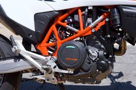 2019 Ktm 690 Smc R Review 17 Fast Facts