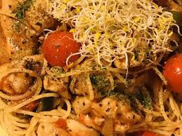 トマト缶で作る 鶏肉のトマトソースパスタ by bistromiti レシピ レシピ 料理 レシピ パスタ